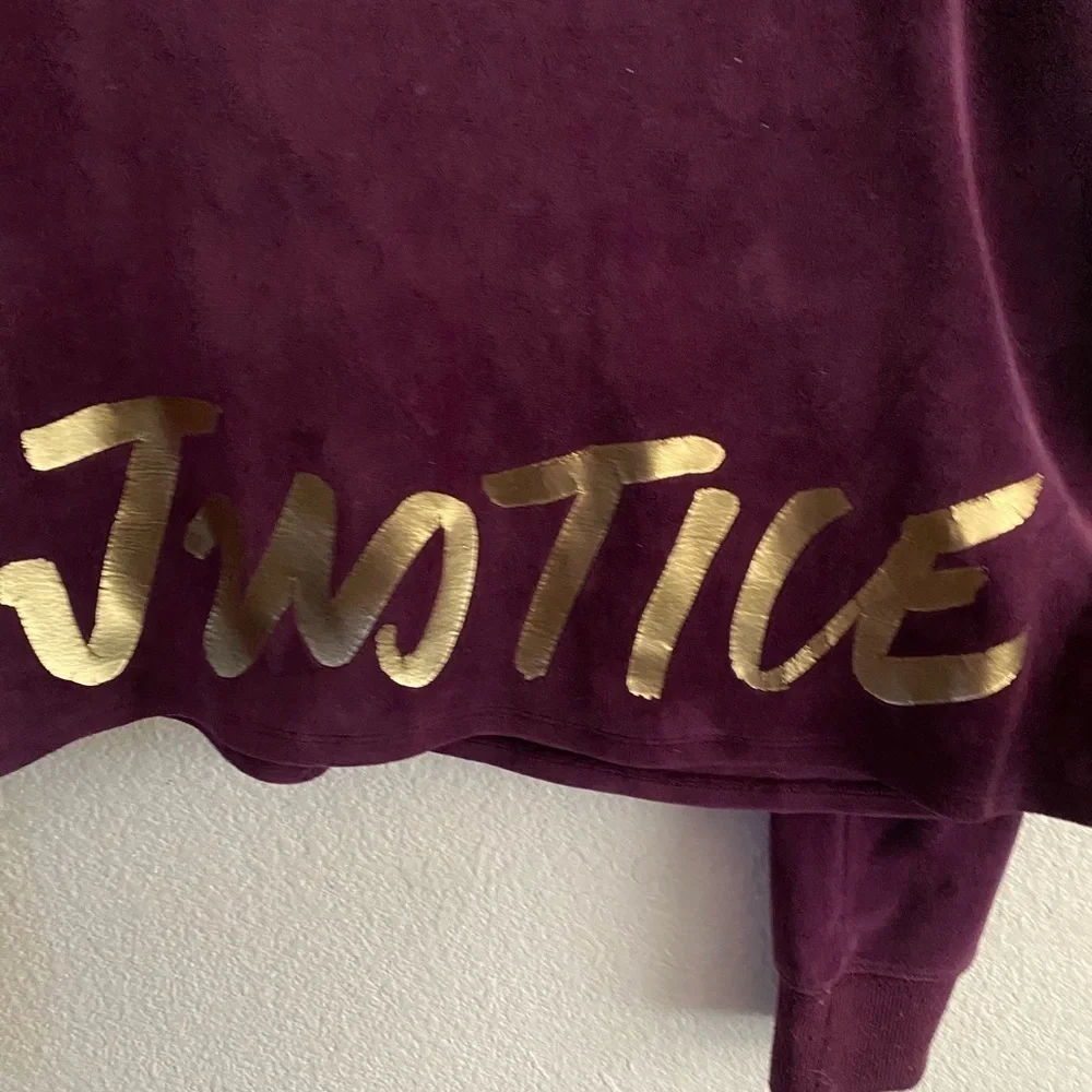 💥Justice Velvet Cropped Hoodie Purple 18/20